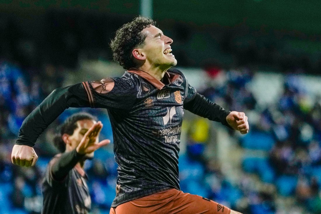 Sikre deg en av de kampbrukte Kaizersdraktene. Foto: Jan Kåre Ness / NTB