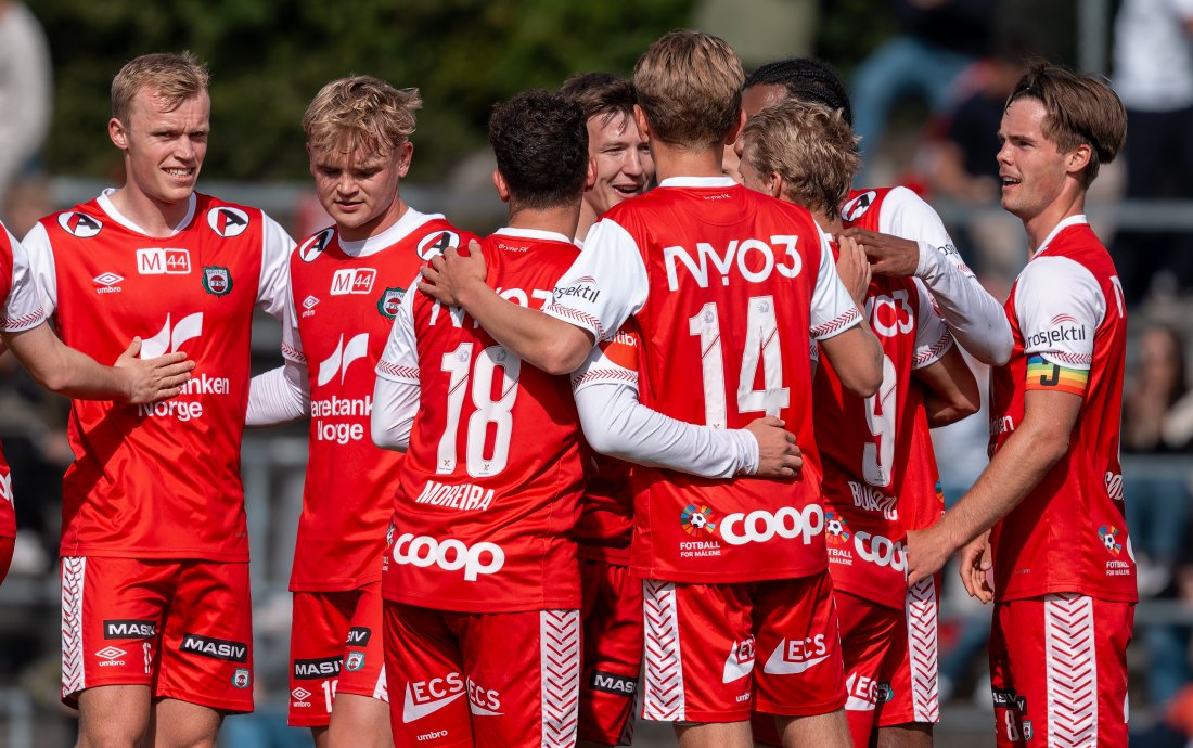 Coop har blitt ny bærekraftspartner med Bryne FK og har fått profilering på både A-lag kvinner og A-lag menn.