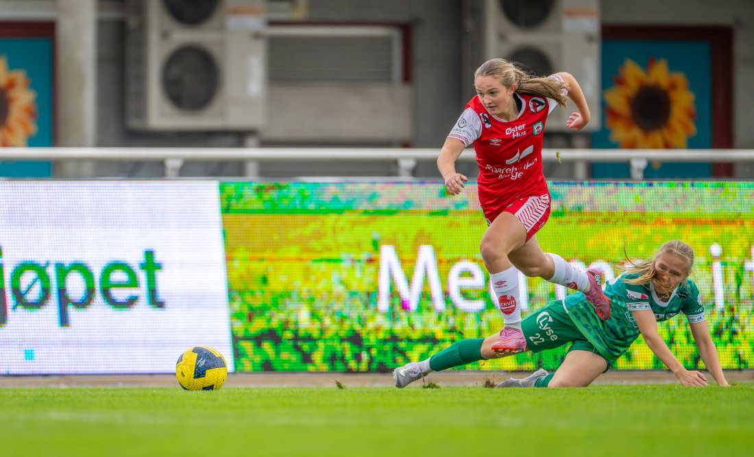 Bryne kan slå følge med Klepp til 1. divisjon. Følg den spennende sesongavslutningen på lørdag. <em>Foto: Vegard Hanssen</em>