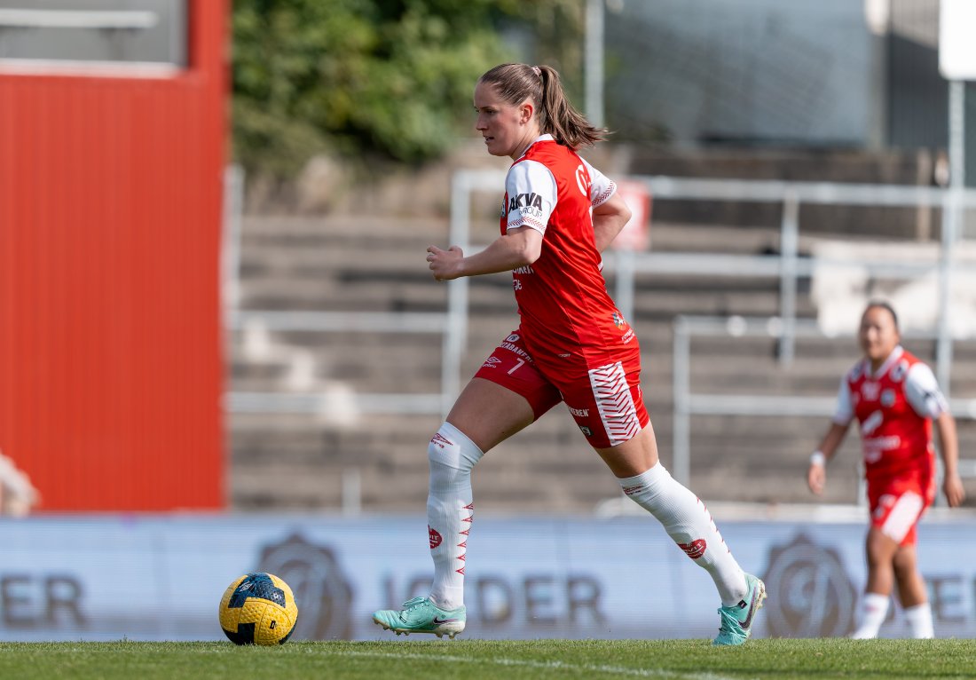 Oline Øfsteng har vært Brynespiller hele livet og ser nå frem til å fortsette med dette med proffkontrakt.